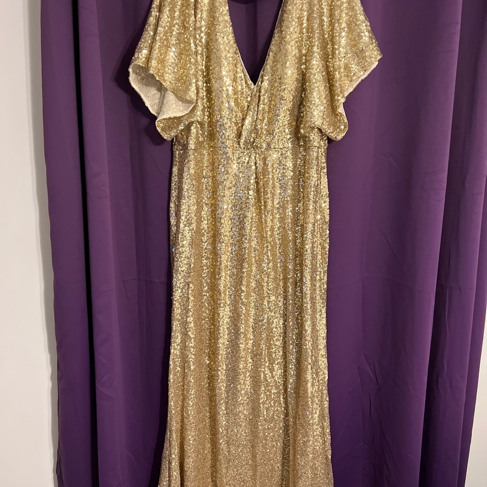 COPY - Elegant Gold Sequin Dress